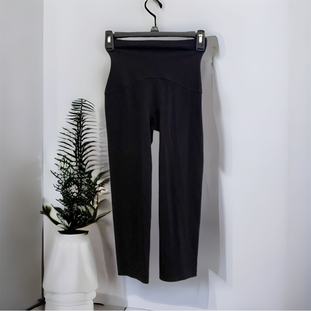 Spanx Capri leggings